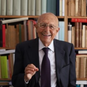 Sabino Cassese