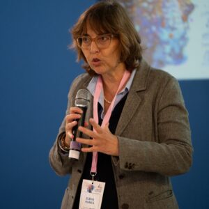 Elena Pianea