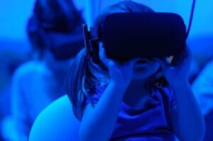 Nuovi strumenti per la creatività: Virtual, Augmented, Mixed reality and immersivity